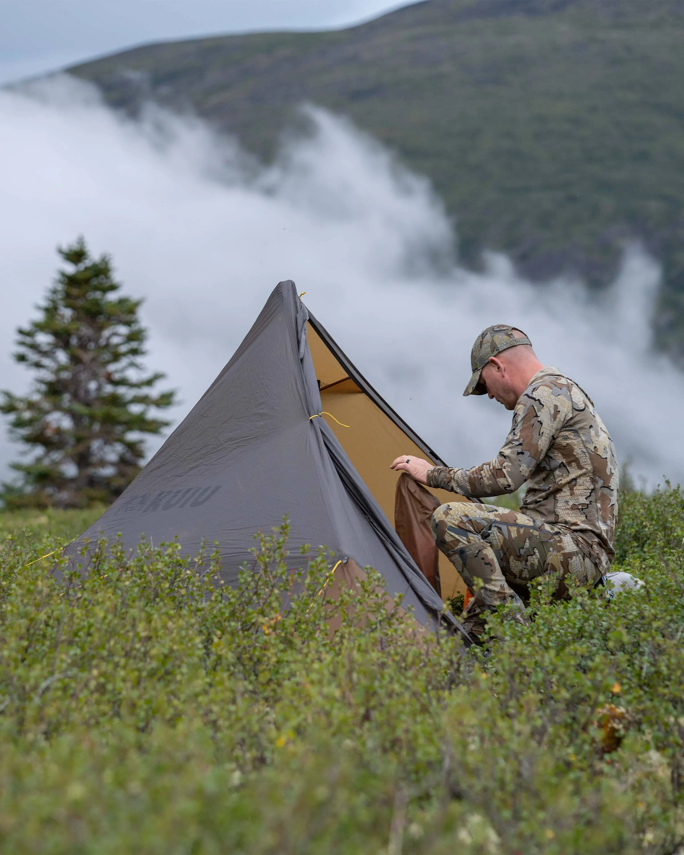 Summit Star 1 Person Tent | Gunmetal-Camel